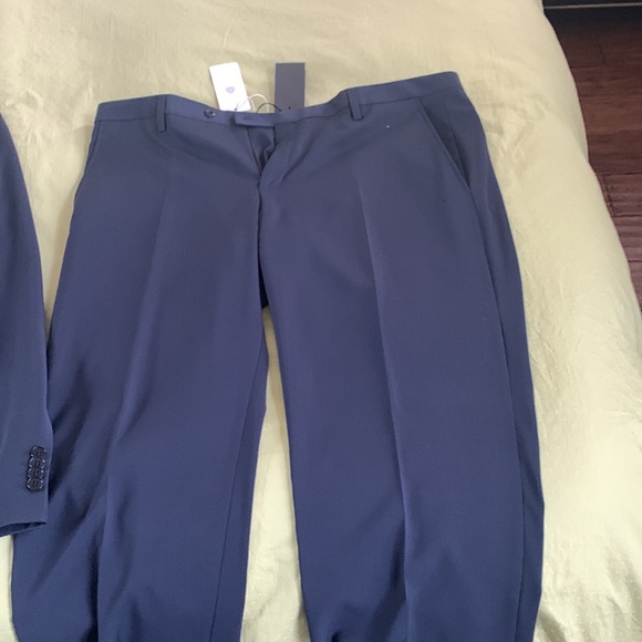 Mens 44L Mid-Blue, 2-Button Suit - Picture 2 of 2